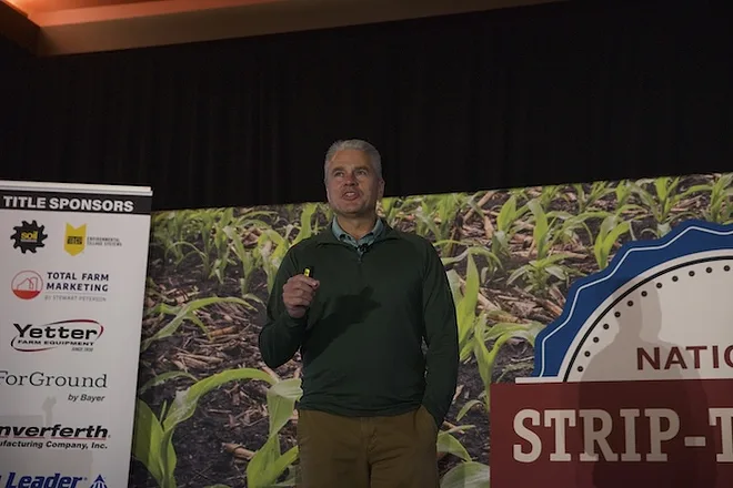 Leverage Tank Mixes, Fall Herbicide Applications to Control Difficult Weeds in Strip-Till