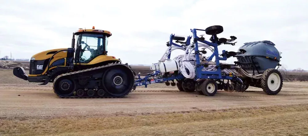 FIRSTstrip-tilling-RIG-Joey-Hanson.jpg