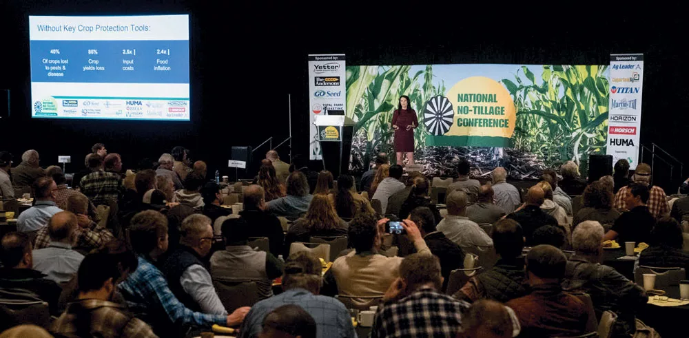big-crowd-of-no-tillers-strip-tillers-educators-agronomists-at-NNTC.jpg